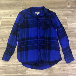 Express women’s flannel size small blue and black